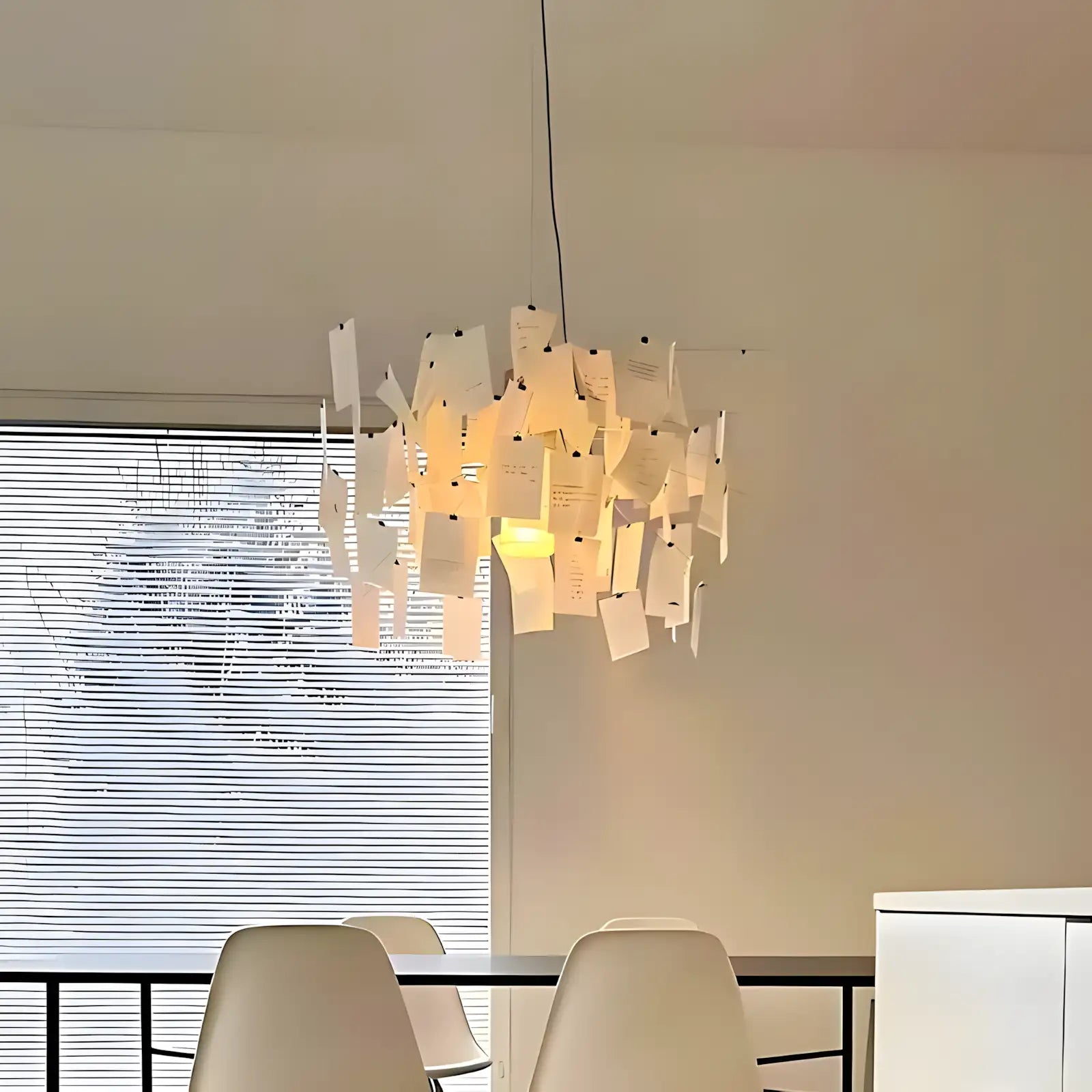 Zettel Pendant Light