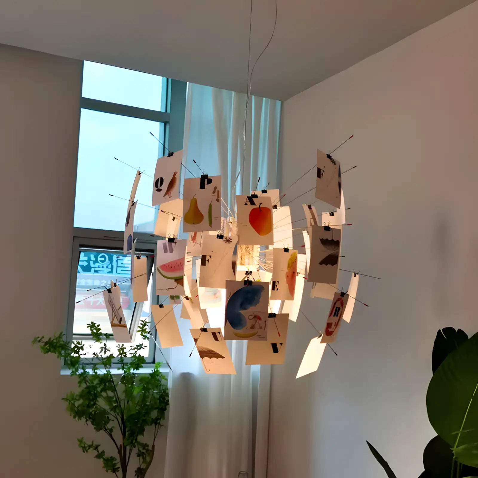 Zettel Pendant Light